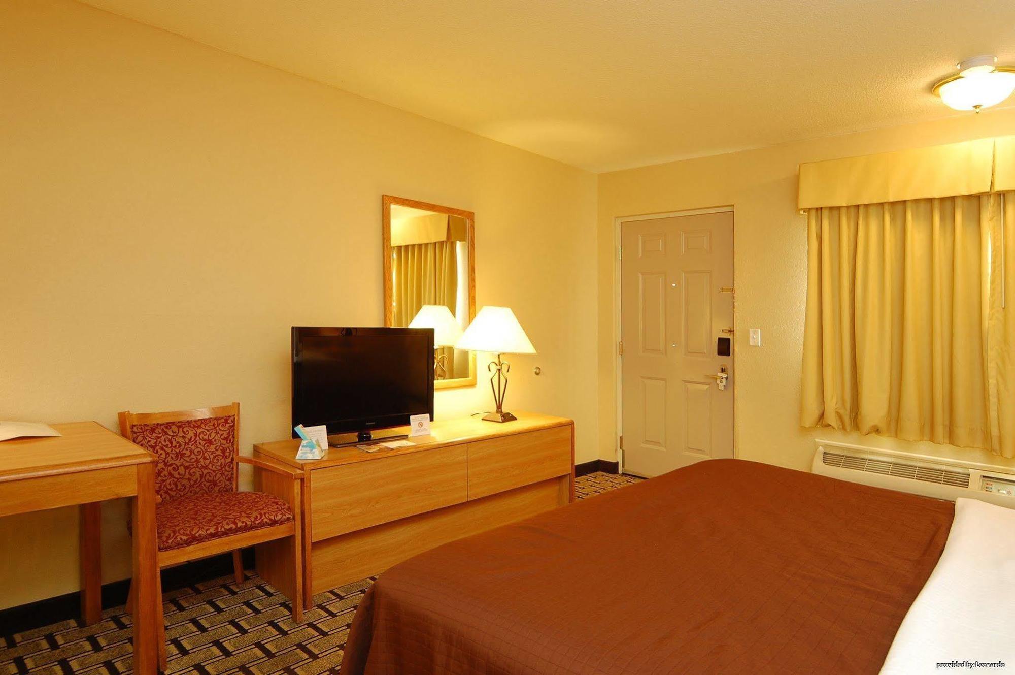Best Western Nursanickel Hotel Далхарт Экстерьер фото